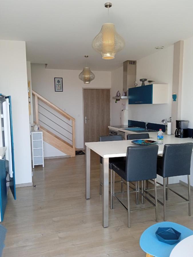 Lestrevet, Les Pieds Dans L Eau Apartment Plomodiern Exterior foto
