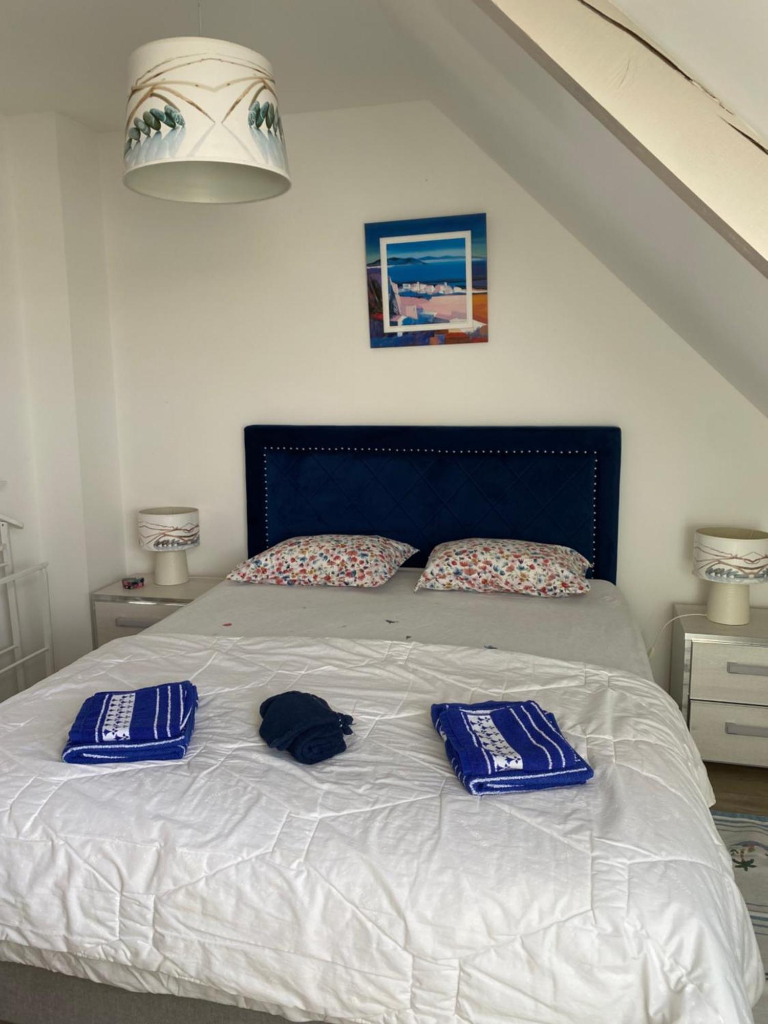 Lestrevet, Les Pieds Dans L Eau Apartment Plomodiern Exterior foto